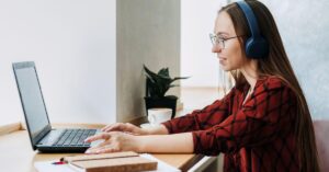 Smart Guide to Hiring Expert Freelancers Online